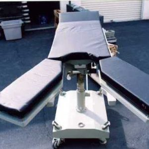 C-Arm compatibles Mesas Quirúrgicas del Ejército de Estados Unidos - 6 Unidades-Nunca usado