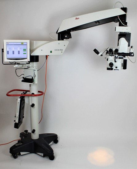 Leica M844 Microscope