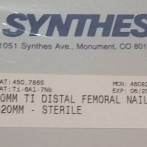 Synthes 450.786S TI distale du fémur Nail