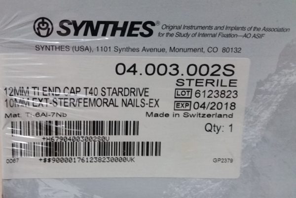 04.003.002S: Tapa final de Synthes 12 MM TI
