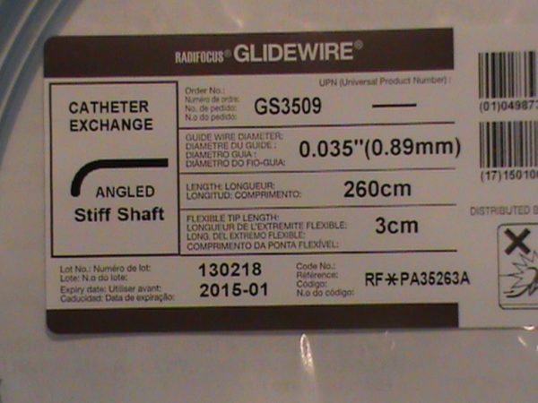 GS3509: Terumo Radiofocus Hoekige Stywe Shaft Glidewire